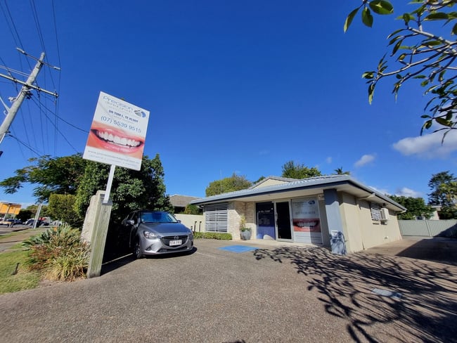 30 Ashmore Rd Bundall QLD 4217 30 Ashmore Rd Bundall QLD 4217
