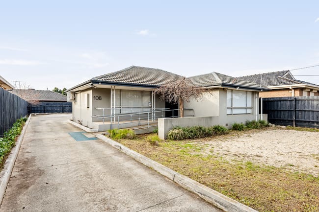 106 Heaths Road Hoppers Crossing VIC 3029 106 Heaths Road Hoppers Crossing VIC 3029