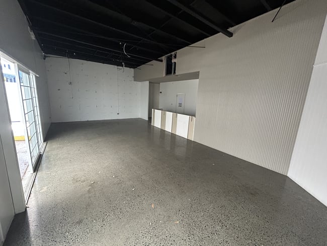 4/107 West Burleigh Road Burleigh Waters QLD 4220 4/107 West Burleigh Road Burleigh Waters QLD 4220