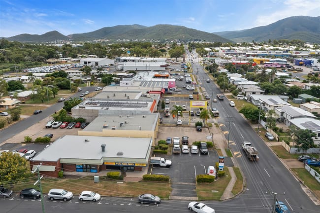 Shop 2/293 Richardson Road Kawana QLD 4701 Shop 2/293 Richardson Road Kawana QLD 4701