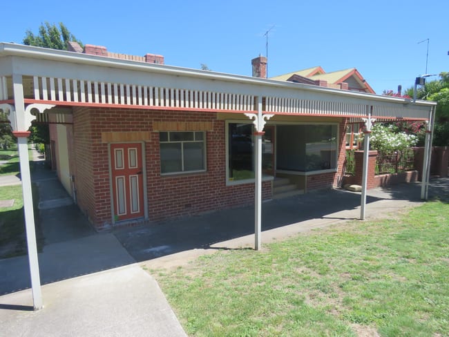 801 Doveton Street North Soldiers Hill VIC 3350 801 Doveton Street North Soldiers Hill VIC 3350