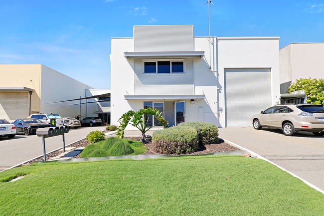Unit 2/4 Parkinson Lane Kardinya WA 6163 Unit 2/4 Parkinson Lane Kardinya WA 6163