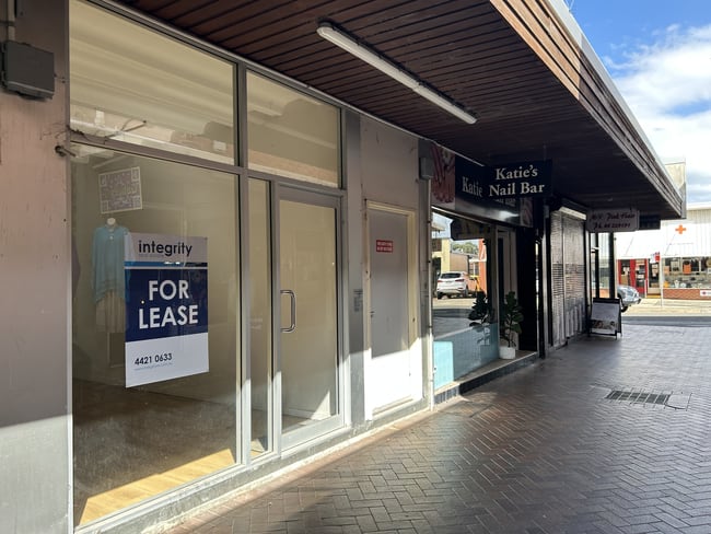 2 & 3 Rodway Arcade Nowra NSW 2541 2 & 3 Rodway Arcade Nowra NSW 2541