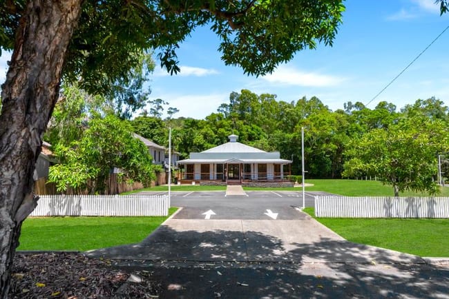 68 Reed Road Trinity Beach QLD 4879 68 Reed Road Trinity Beach QLD 4879