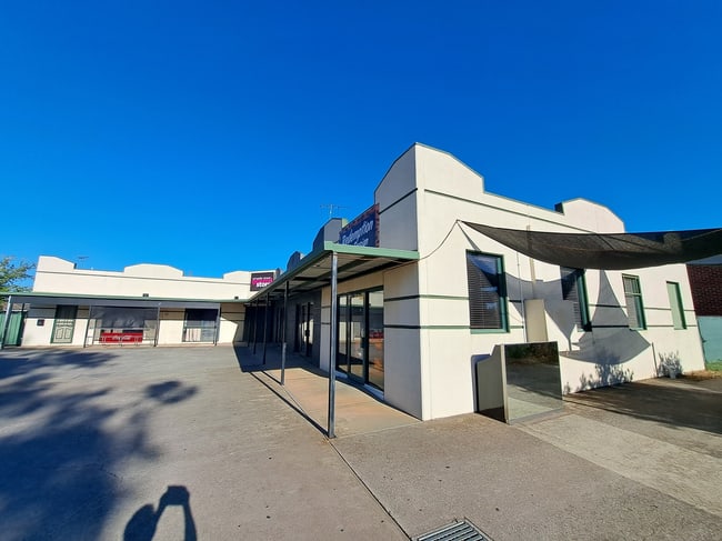 1/453 Schaefer Street Lavington NSW 2641
