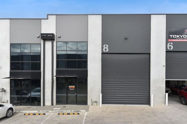 8 Sierra Circuit Pakenham VIC 3810