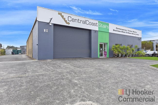 Unit 1 & 2/11 Bonnal Road Erina NSW 2250 Unit 1 & 2/11 Bonnal Road Erina NSW 2250