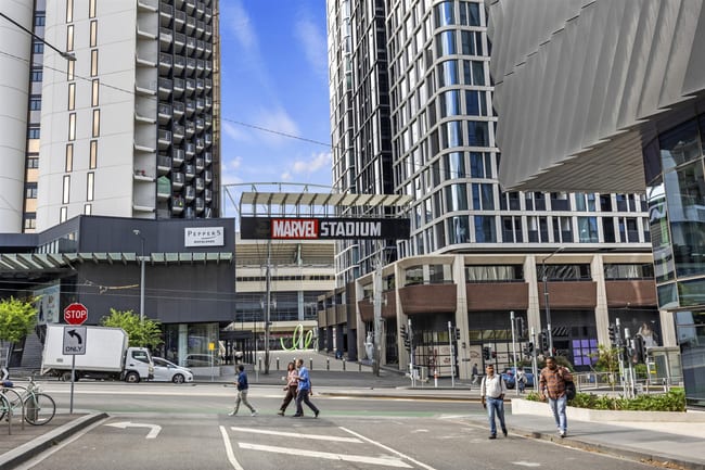 Shop 4/677 La Trobe Street Docklands VIC 3008
