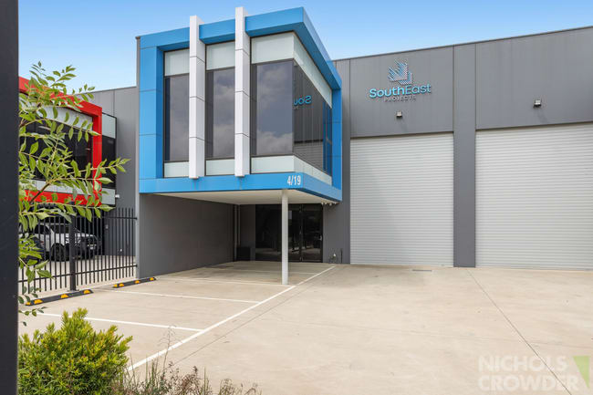 4/19 Industrial Circuit Cranbourne West VIC 3977 4/19 Industrial Circuit Cranbourne West VIC 3977