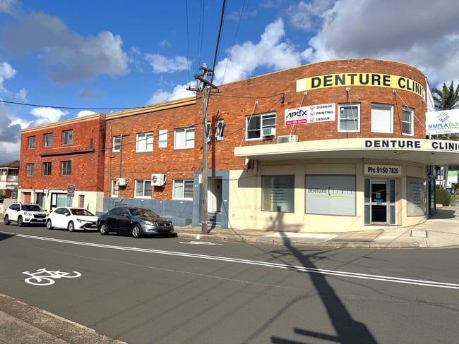 2B Edward Street Kingsgrove NSW 2208 2B Edward Street Kingsgrove NSW 2208