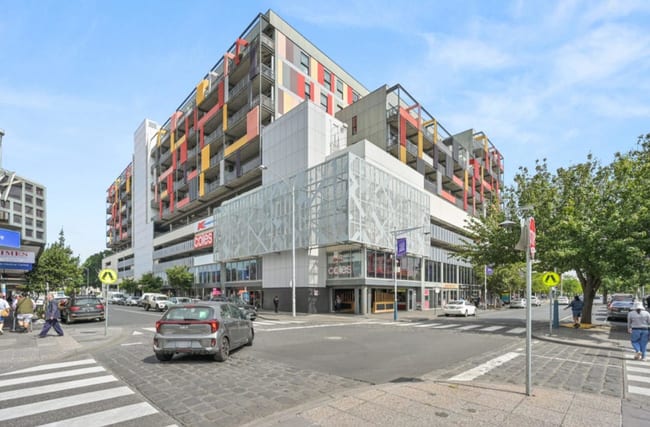 102/51 Paisley St Footscray VIC 3011 102/51 Paisley St Footscray VIC 3011