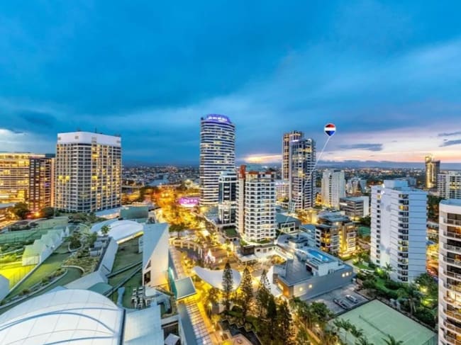 73/15 Victoria Avenue Broadbeach QLD 4218 73/15 Victoria Avenue Broadbeach QLD 4218