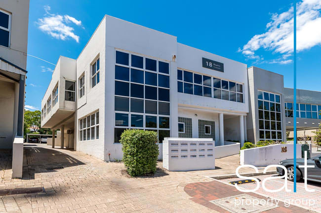 9/18 Kearns Crescent Ardross WA 6153 9/18 Kearns Crescent Ardross WA 6153