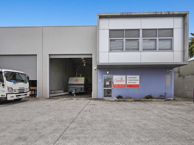 Unit 4/40 Waterview Street Carlton NSW 2218