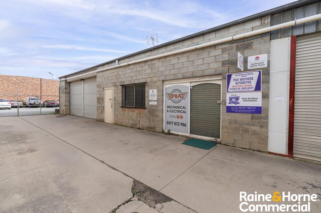 2/54 Hammond Avenue Wagga Wagga NSW 2650 2/54 Hammond Avenue Wagga Wagga NSW 2650