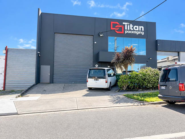 5 Beatrice Avenue Heidelberg West VIC 3081 5 Beatrice Avenue Heidelberg West VIC 3081
