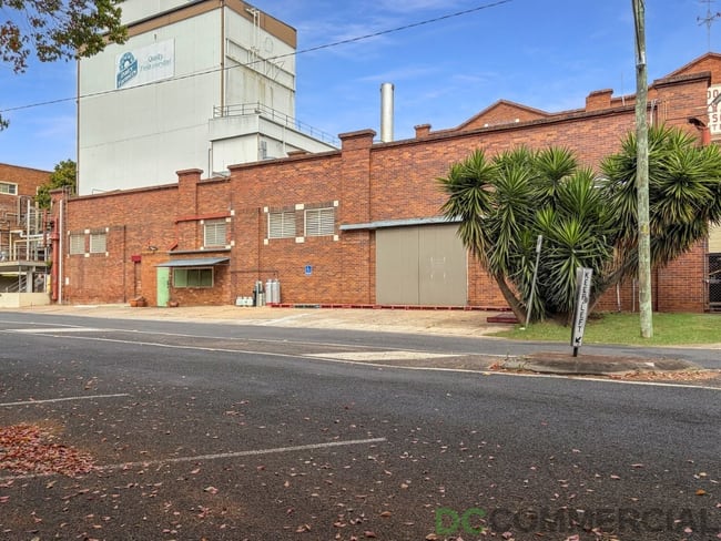 57 Brook Street North Toowoomba QLD 4350 57 Brook Street North Toowoomba QLD 4350