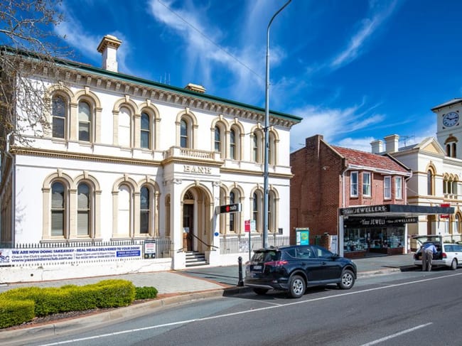 107 Comur Yass NSW 2582 107 Comur Yass NSW 2582