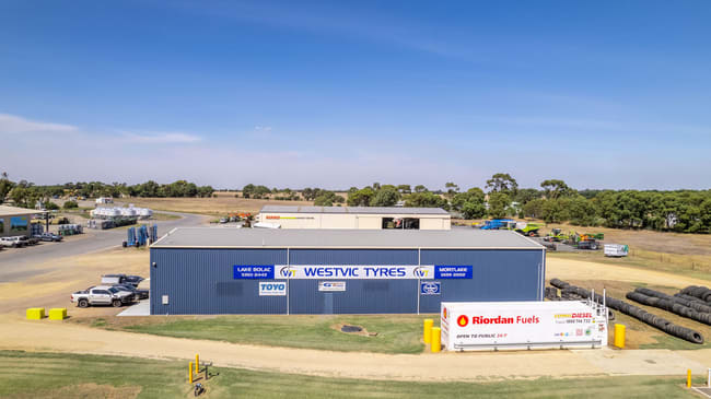 2040 Glenelg Highway Lake Bolac VIC 3351 2040 Glenelg Highway Lake Bolac VIC 3351