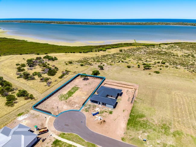 Lot 4063 (18) Telegraph Court Hindmarsh Island SA 5214 Lot 4063 (18) Telegraph Court Hindmarsh Island SA 5214