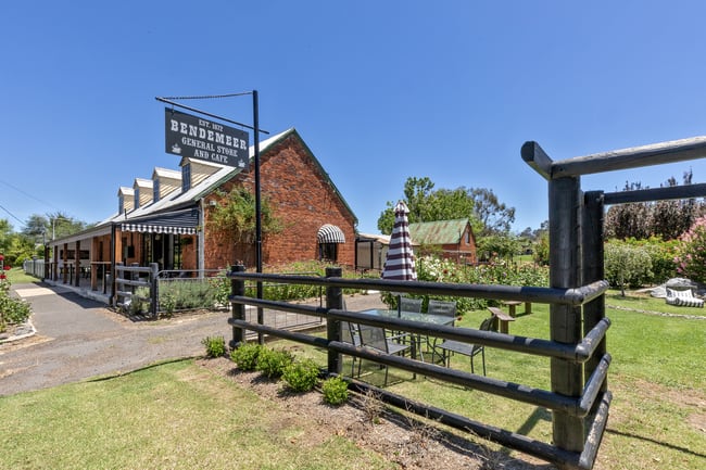 109-111 Caroline Street Bendemeer NSW 2355 109-111 Caroline Street Bendemeer NSW 2355