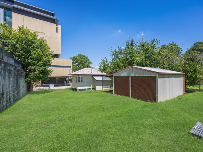1 Wilson Lane Ipswich QLD 4305