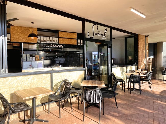 Shop 4/170 Avoca Drive Avoca Beach NSW 2251 Shop 4/170 Avoca Drive Avoca Beach NSW 2251