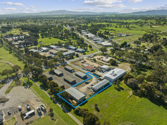 13 Crosbys Lane Mansfield VIC 3722