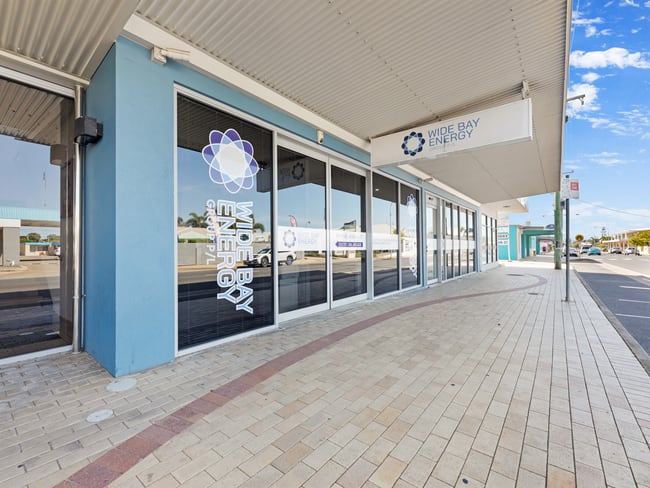 2/65 Main Street Pialba QLD 4655 2/65 Main Street Pialba QLD 4655
