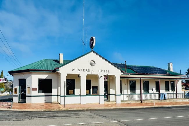 20 Glendinning Street Balmoral VIC 3407 20 Glendinning Street Balmoral VIC 3407