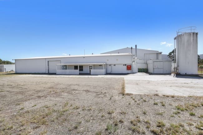 3 - 7 Boundary Street Corryong VIC 3707 3 - 7 Boundary Street Corryong VIC 3707