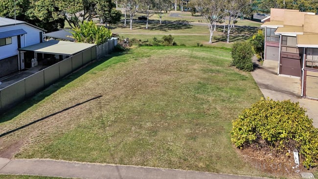 30 Perry Street Bundaberg North QLD 4670 30 Perry Street Bundaberg North QLD 4670