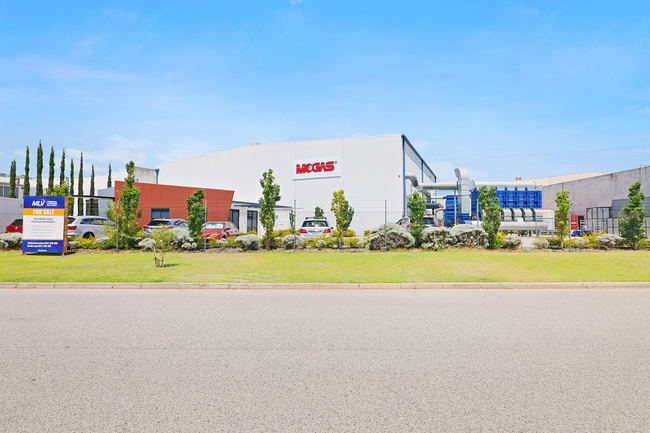 12 Tacoma Circuit Canning Vale WA 6155