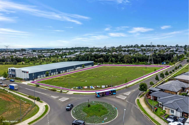 Lot 5/25 Digitaria Drive Gregory Hills NSW 2557 Lot 5/25 Digitaria Drive Gregory Hills NSW 2557