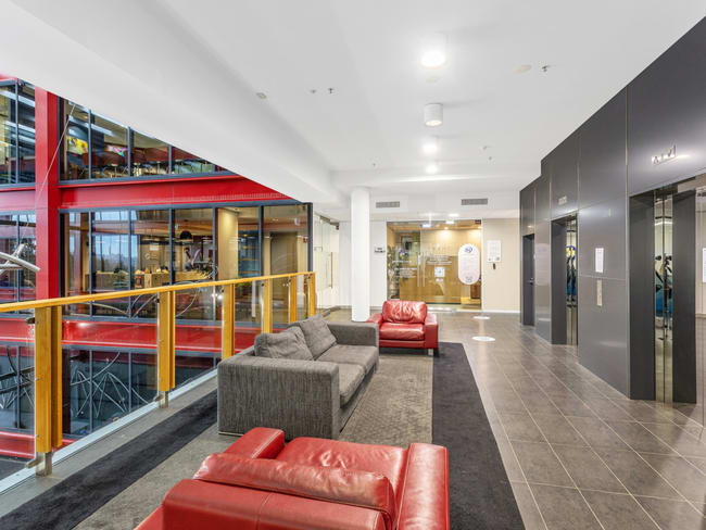 2.13/10 Norbrik Drive Bella Vista NSW 2153
