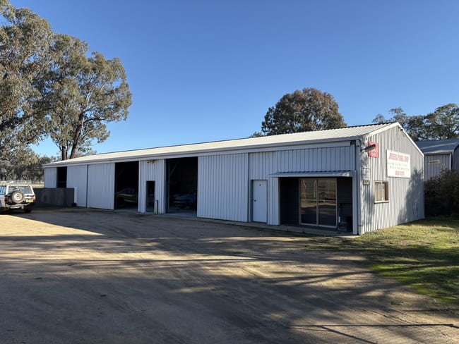 9 Stockwell Road Jindera NSW 2642