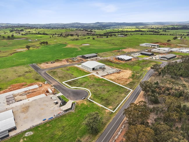 6 Lillie Close Mudgee NSW 2850 6 Lillie Close Mudgee NSW 2850