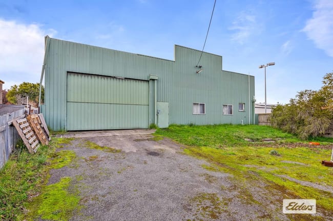 37 Moore Street Ararat VIC 3377