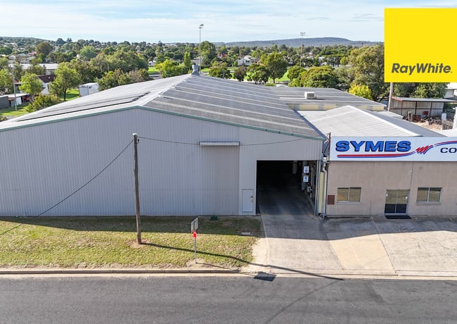 37 Mansfield Street Inverell NSW 2360