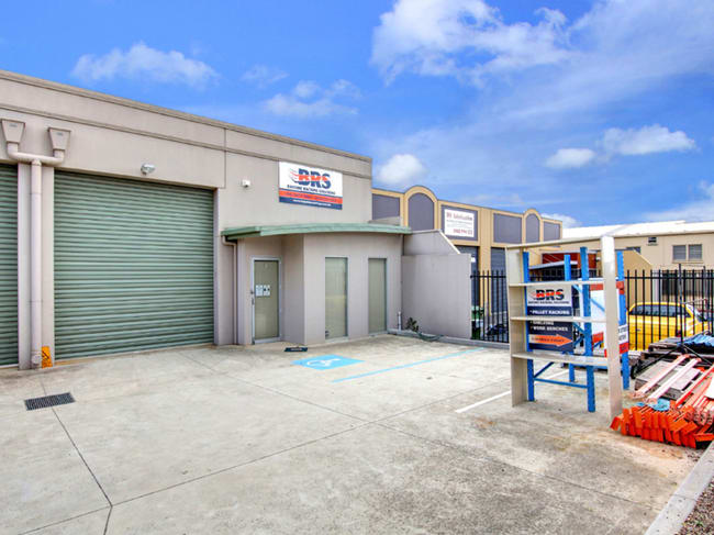 2/16 Kenji Street Mornington VIC 3931 2/16 Kenji Street Mornington VIC 3931