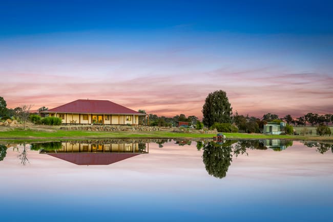409 Schoolhouse Lane Knowsley VIC 3523
