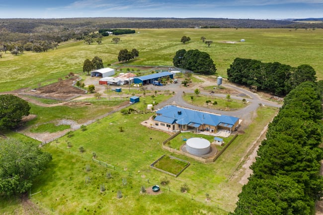 117 Greens Lane Beremboke VIC 3342 117 Greens Lane Beremboke VIC 3342