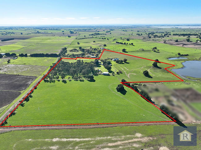 205 Farrells Road Warrion VIC 3249 205 Farrells Road Warrion VIC 3249