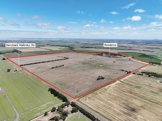 305 Berrybank-Wallinduc Road Berrybank VIC 3323 305 Berrybank-Wallinduc Road Berrybank VIC 3323