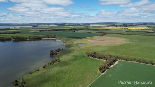 360 Dobsons Lane Burrumbeet VIC 3352 360 Dobsons Lane Burrumbeet VIC 3352
