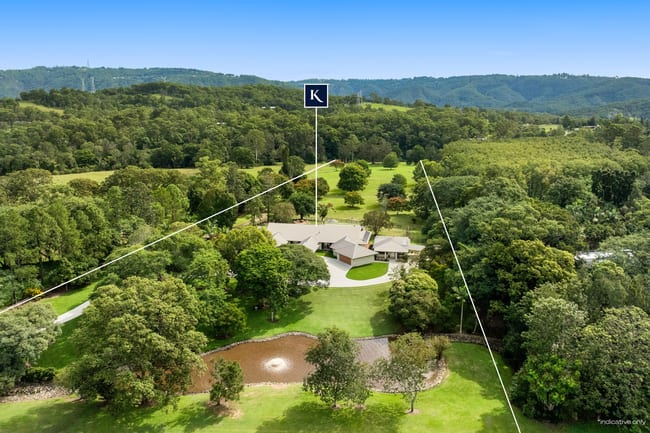 24 Braeside Crescent Maudsland QLD 4210 24 Braeside Crescent Maudsland QLD 4210