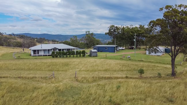 517 Blakes Road Silverwood QLD 4370 517 Blakes Road Silverwood QLD 4370