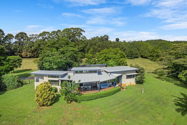 15 Satinwood Drive Mcleans Ridges NSW 2480 15 Satinwood Drive Mcleans Ridges NSW 2480