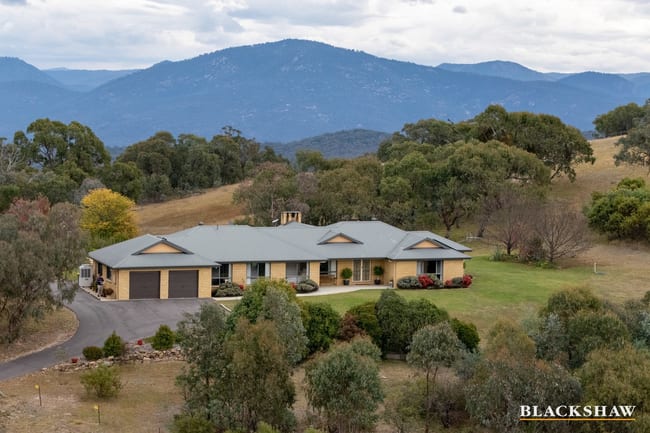 62 Saddle Place Royalla NSW 2620 62 Saddle Place Royalla NSW 2620