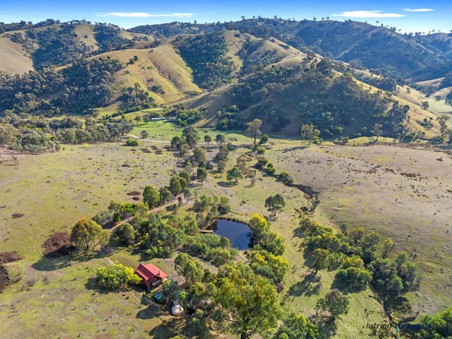 450 Stoney Creek Road Fawcett VIC 3714 450 Stoney Creek Road Fawcett VIC 3714